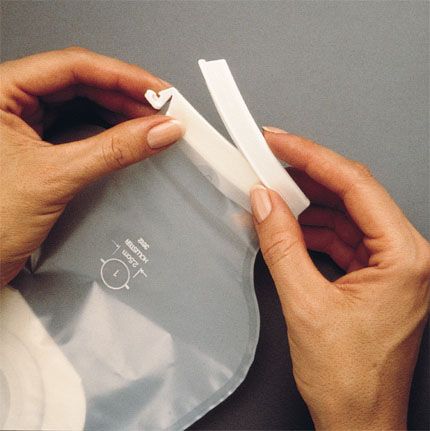 Drainable Pouch Clamps, Rustle-Free Odor Barrier Film Pouches, Box