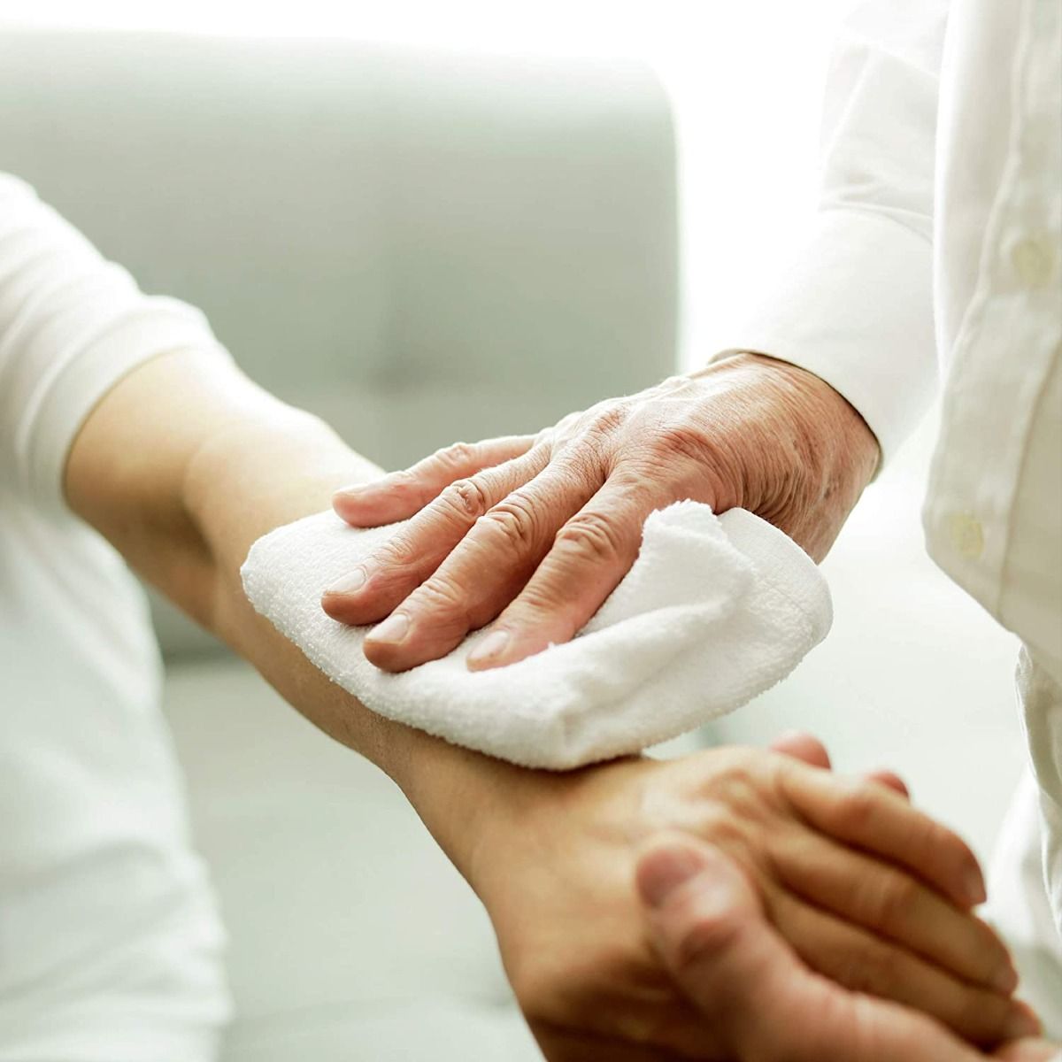 MEDICULE ウォッシング　Washing foam 120ml 4本セット Amazon.com: Medline Remedy Specialized No-Rinse Foam