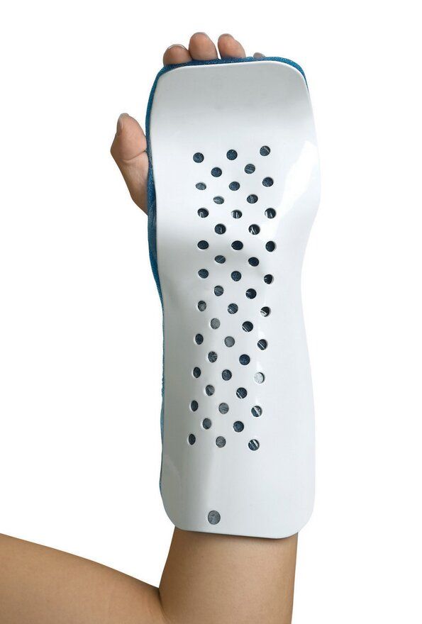 Me Splints Medline Foam-Padded Metacarpal Splint Left L 1Ct