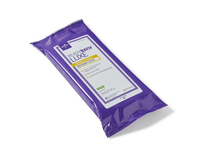 ReadyBath LUXE Antibacterial Bathing Wipe Scented 8Ct