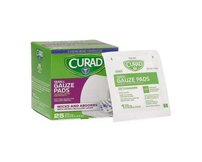 CURAD Sterile Nonwoven Gauze Pad Small 2x2 600Ct